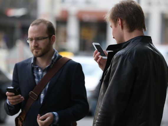 Vanzarile de smartphone-uri in Romania vor creste cu 50% in acest an, la 1,5 milioane de terminale