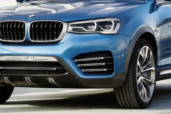BMW lanseaza un model nou, Audi și Mercedes stau pe margine
