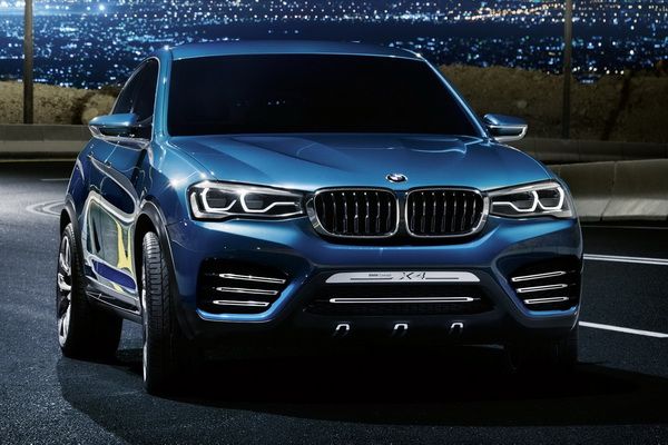 BMW lanseaza un model nou, Audi și Mercedes stau pe margine