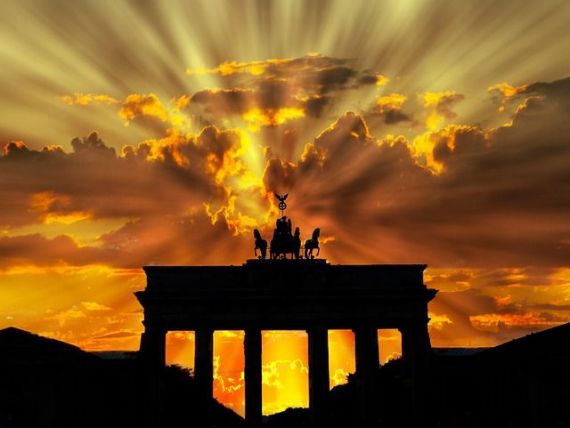 Zona euro nu mai poate conta pe motorul Europei la turatie maxima. Economia Germaniei lupta pentru supravietuire, in 2015. Vestile sunt proaste si pentru 2016