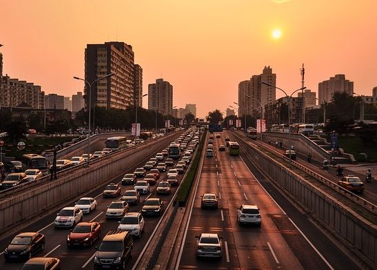 Semnal de alarmă în Europa: Estul, cimitirul de mașini diesel al Vestului. Motorina ar putea fi interzisă în UE