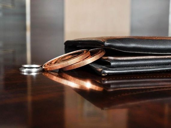 Ministrul Muncii: Aproape un milion de oameni ar putea rămâne fără pensii, dacă OUG 114 va fi abrogată. Talonul de pensie ar putea dispărea