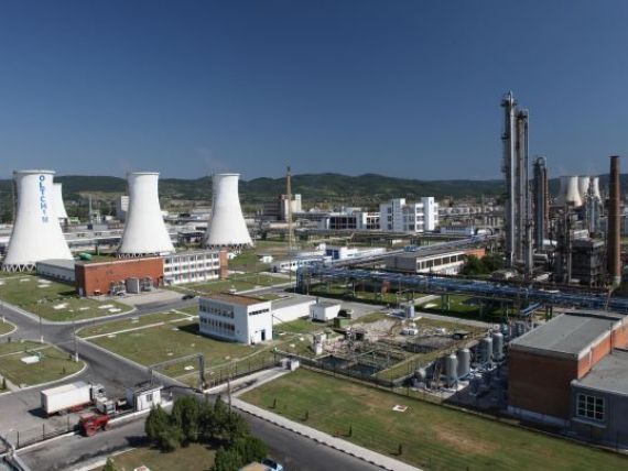 Termenul limita de depunere a ofertelor pentru privatizarea Oltchim a fost prelungit pana in 6 iulie. Combinatul va fi vandut pe bucati