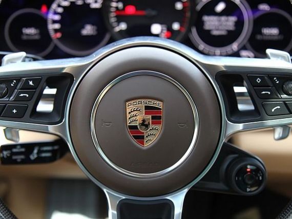 Porsche nu exclude listarea la bursă a unui supergrup de lux dintre brandurile Volkswagen