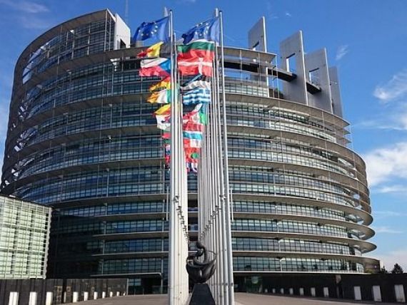 Brexitul s-ar putea amâna. PE îndeamnă statele UE să nu dea undă verde începerii următoarei faze de negocieri, din cauza bdquo;progreselor insuficiente de până acum