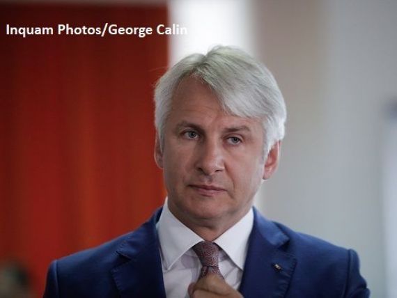 Teodorovici îi amenință pe miniștri cu amendă de 100.000 lei, dacă nu se încadrează în bugete: Se fac angajări peste banii alocați, se dau sporuri de antenă sau de praf