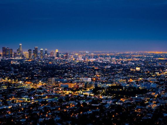 California, mai bogată ca Marea Britanie. Economia statului care găzduiește Hollywoodul și Silicon Valley a devenit a cincea cea mai mare din lume