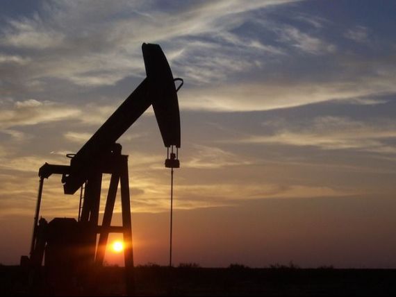 Efecte coaterale. Cum ajută Statele Unite Rusia să vândă petrol mai mult și mai scump