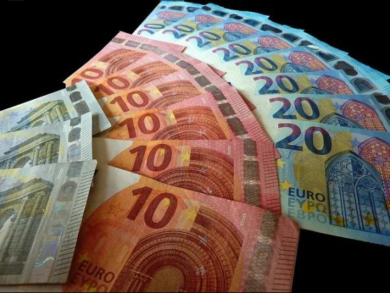 A doua cea mai mare reţea de falsificatori de bancnote de pe bdquo;dark net , destructurată de Europol. Toți banii contrafăcuți circulau în Europa