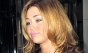 Miley Cyrus pare ca si-a marit buzele cu botox! Tu ce crezi? FOTO