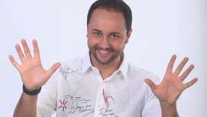  Catalin
