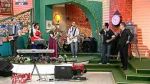 Gigi Becali cântă cu Veveriţele