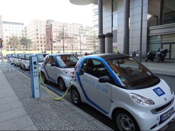 Raport ING: In Europa se vor vinde numai masini electrice, pana in 2035. Volvo a anuntat ca, din 2019, renunta la motoarele cu combustie interna